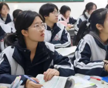双减政策的落地由于这愈加突出了校园作为教育主阵地的作用