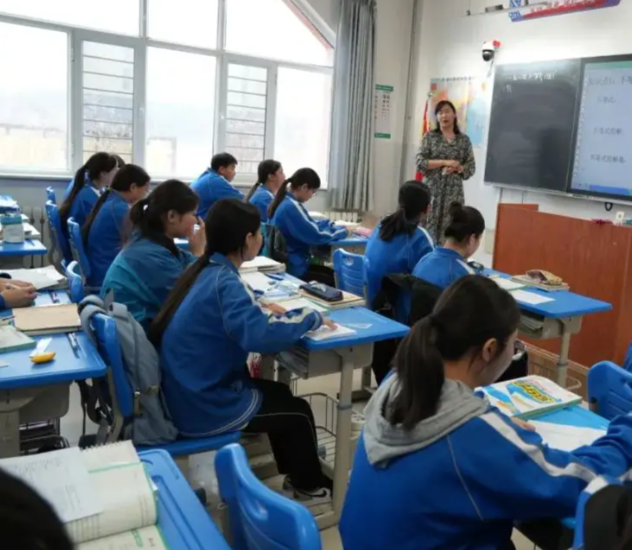 构建城乡联动的数字教育共同体整合资源建立统一的城乡数字教育平台